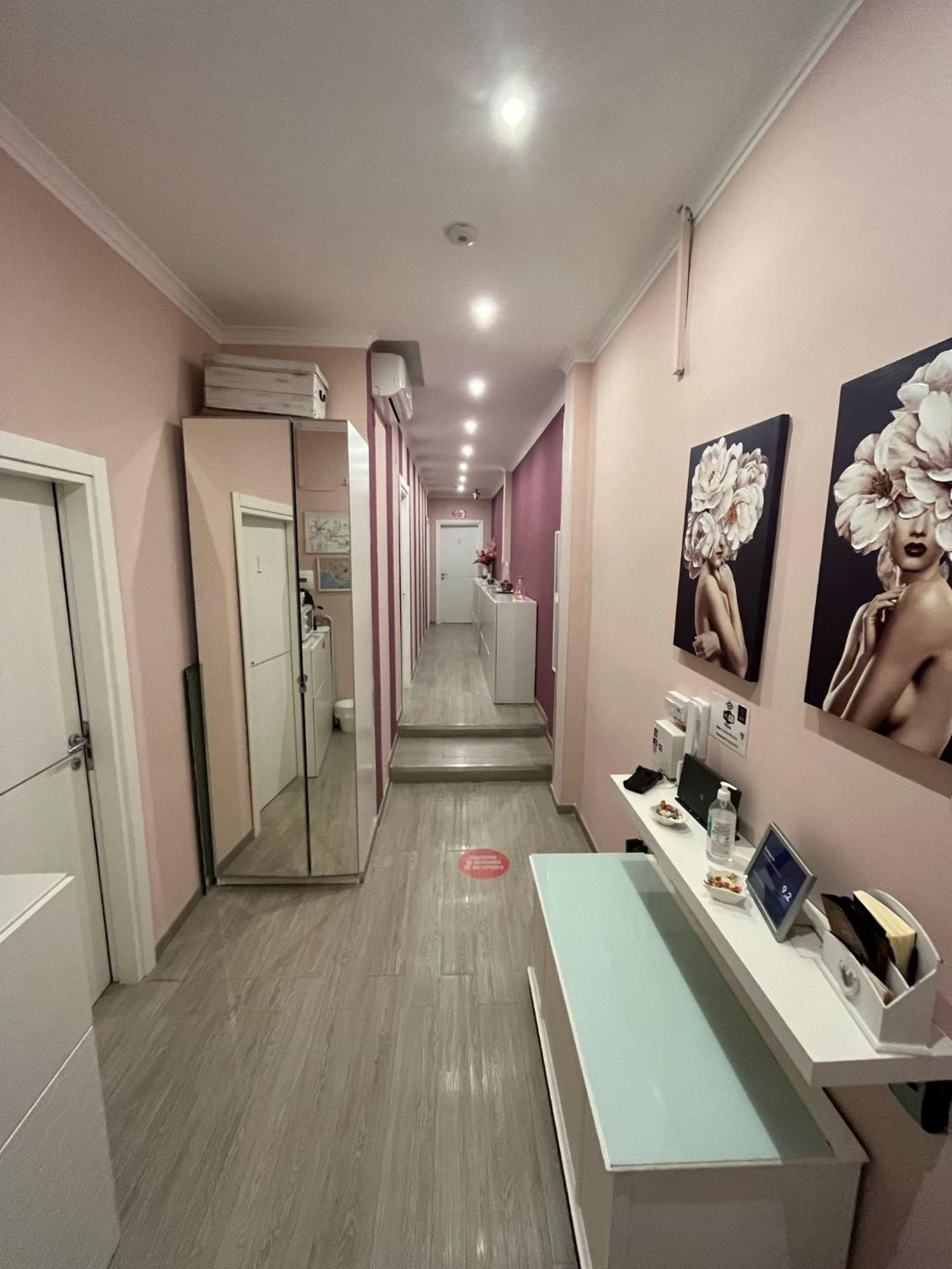 F.Rooms Napoli 외부 사진