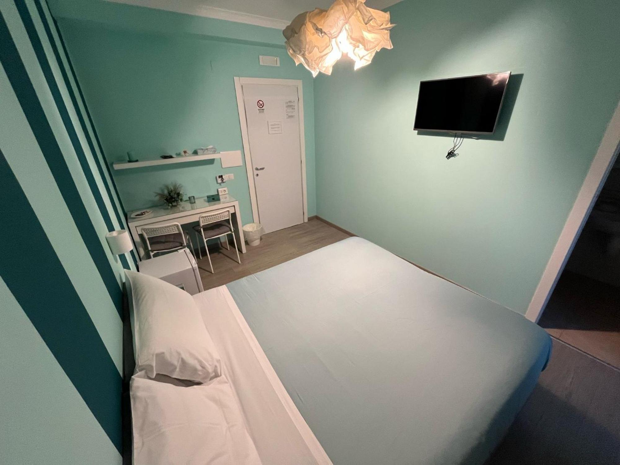 F.Rooms Napoli 외부 사진