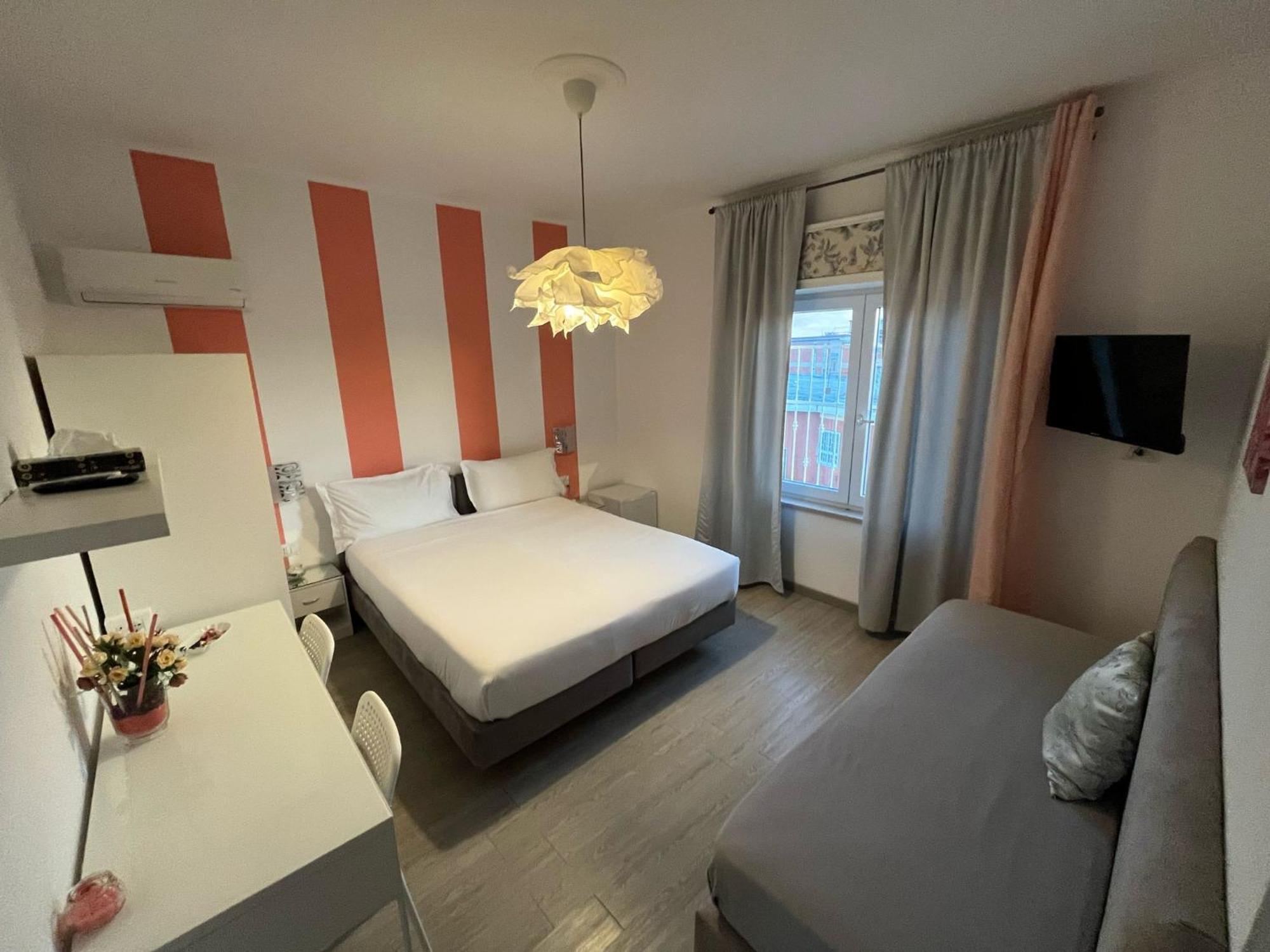 F.Rooms Napoli 외부 사진